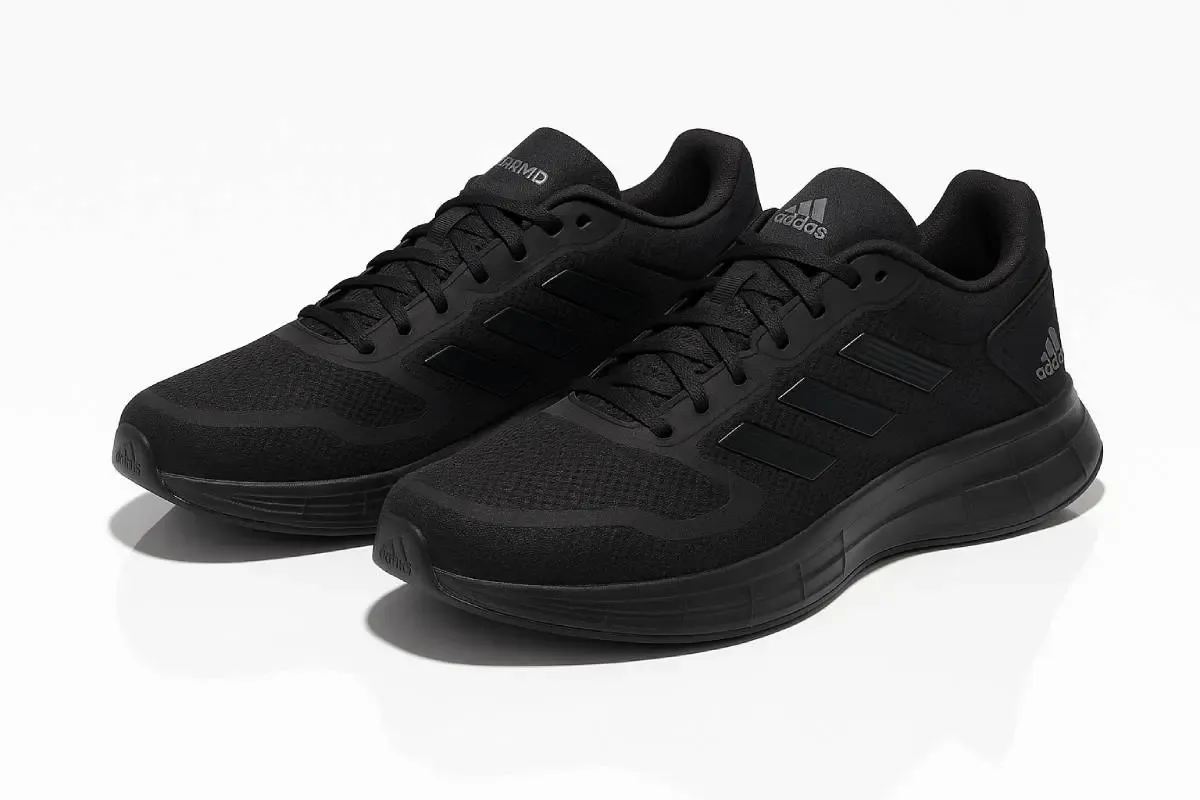 An image of a pair of sneakers Adidas Duramo 10