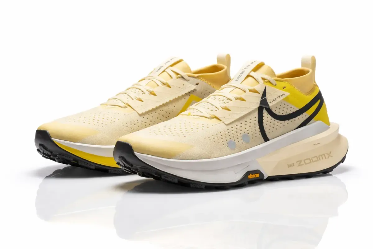 An image of a pair of sneakers Nike Zegama 2